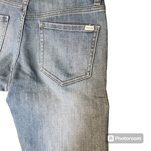 Volcom Super Stoned Skinny Jeans.EUC waist is 24 size 0. 8” rise, 28” inseam. - Picture 5 of 6